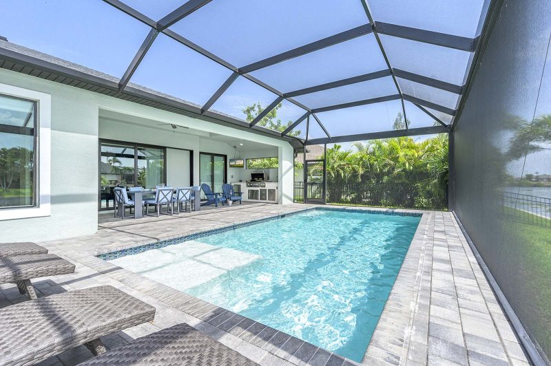 Villa Cape Coral 13325 Moderner Naubau Mit Grossem Pooldeck Und Loungemoebeln Fahrraeder Bis Zu 6 Gaeste 78390