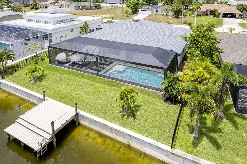 Villa Cape Coral 13325 Moderner Naubau Mit Grossem Pooldeck Und Loungemoebeln Fahrraeder Bis Zu 6 Gaeste 87535